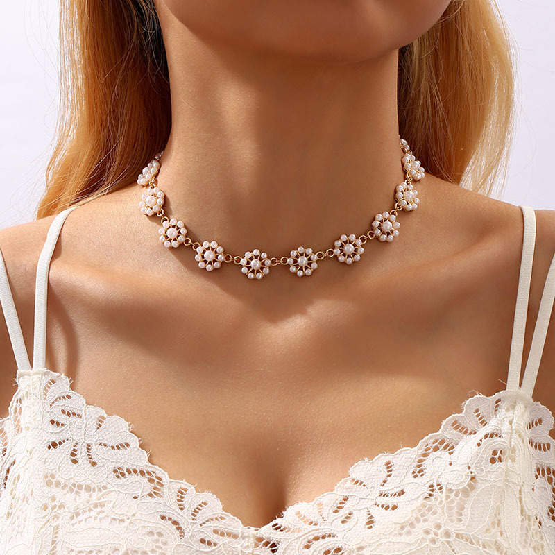1 Piece Fashion Flower Alloy Inlay Artificial Pearls Womenu0027S Necklace