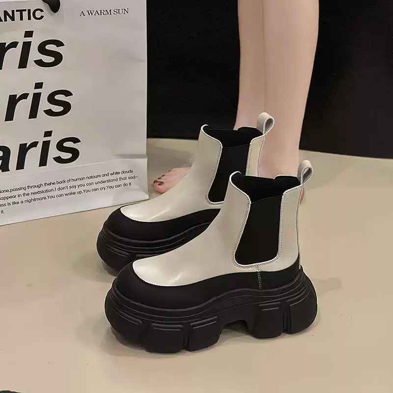 Martens, демисезонные высокие полусапоги на платформе, 2025 г.