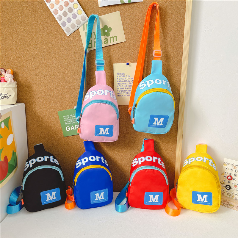 Sports children's bag lightweight mini out backpack 2023 boys fashion Korean style small bag New crossbody chest bag