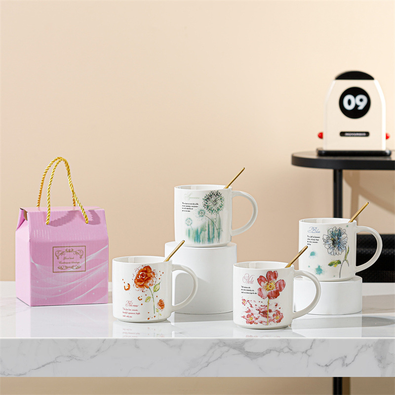 Taza de cerámica creativa taza de café de dibujos animados abre un pequeño evento de regalo publicitario taza de agua LOGO