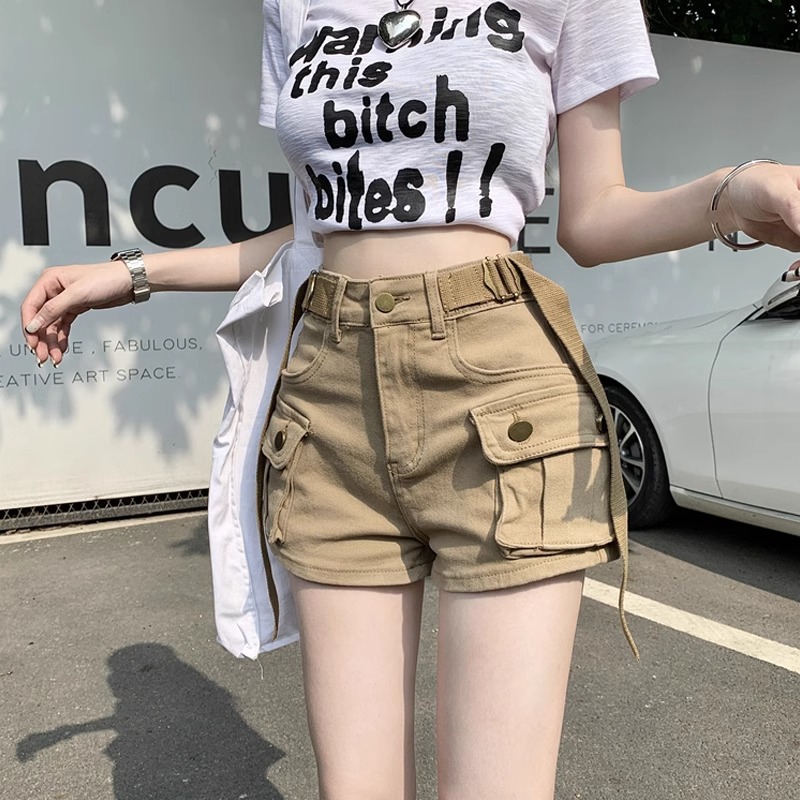 카키색