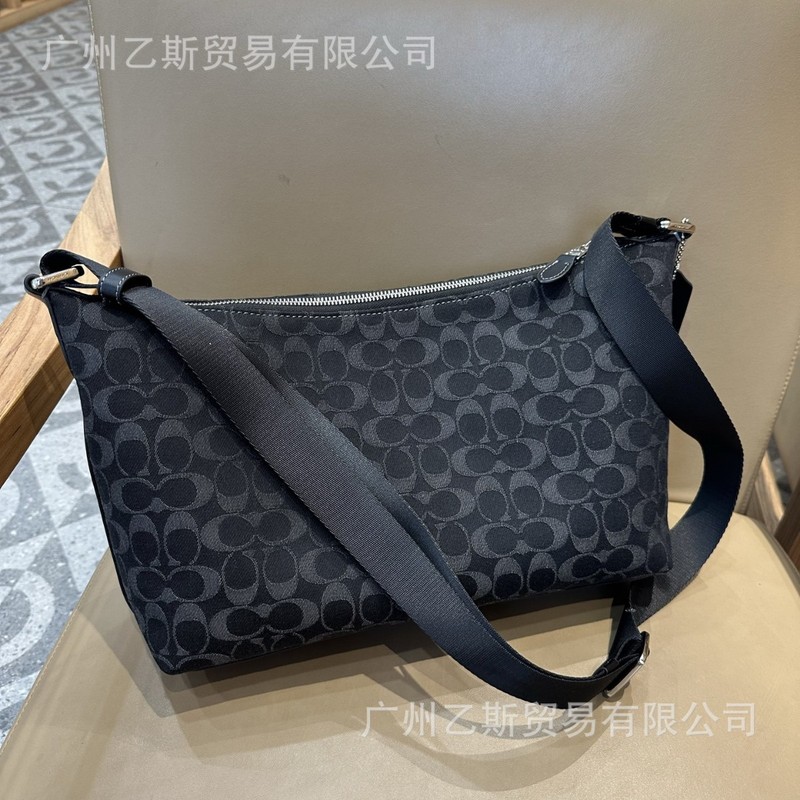 蔻家新款31老花丹宁牛仔流浪包c家真皮男款单肩斜挎包胸包饺子包|undefined