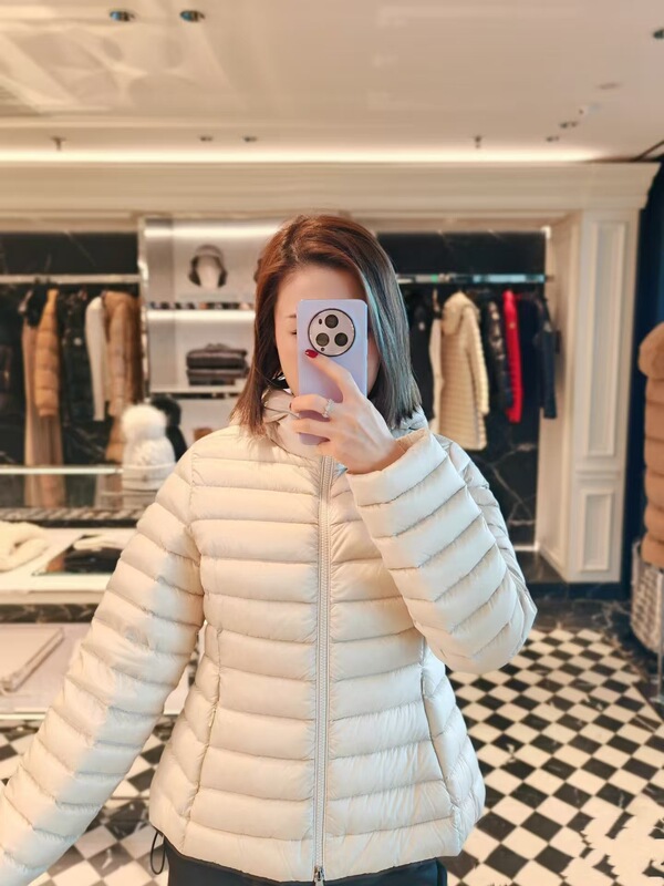 羽绒服女短款新款白鹅绒轻薄修身显瘦时尚百搭高品质立领羽绒外套|undefined