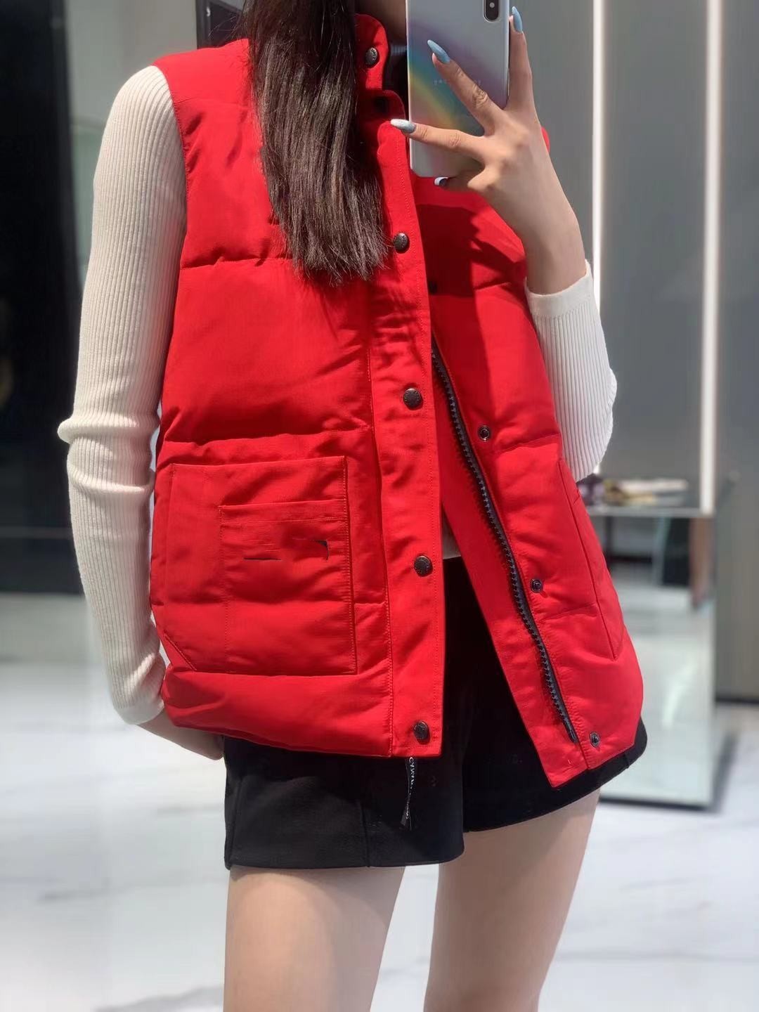 빨간색