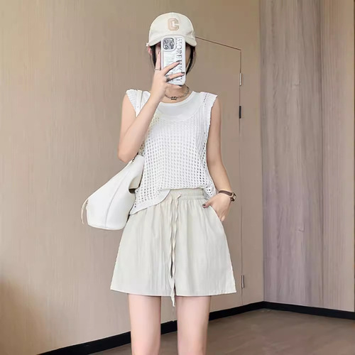 Women's Summer High-Waisted Wide Leg Loose Casual Pocket Five-Finger Short Pants with Ice Silk Material