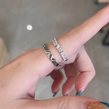 ���Ұ��~��LOGO�۵Ļ�ʯ��H�����ָŮС���OӋ��һ��ʳ���p����