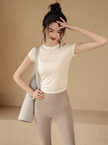 Women's Summer Quick-Dry Yoga Top, Slim-Fitting Short-Sleeve T-Shirt for Running, Training, and Fitness with a Stylish and Elegant Design