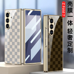 サムスン折りたたみスクリーンFOLD7ハートワールド携帯電話ケース第7世代ハイエンド電気メッキチェッカーボードステンドグラスケースに適しています。