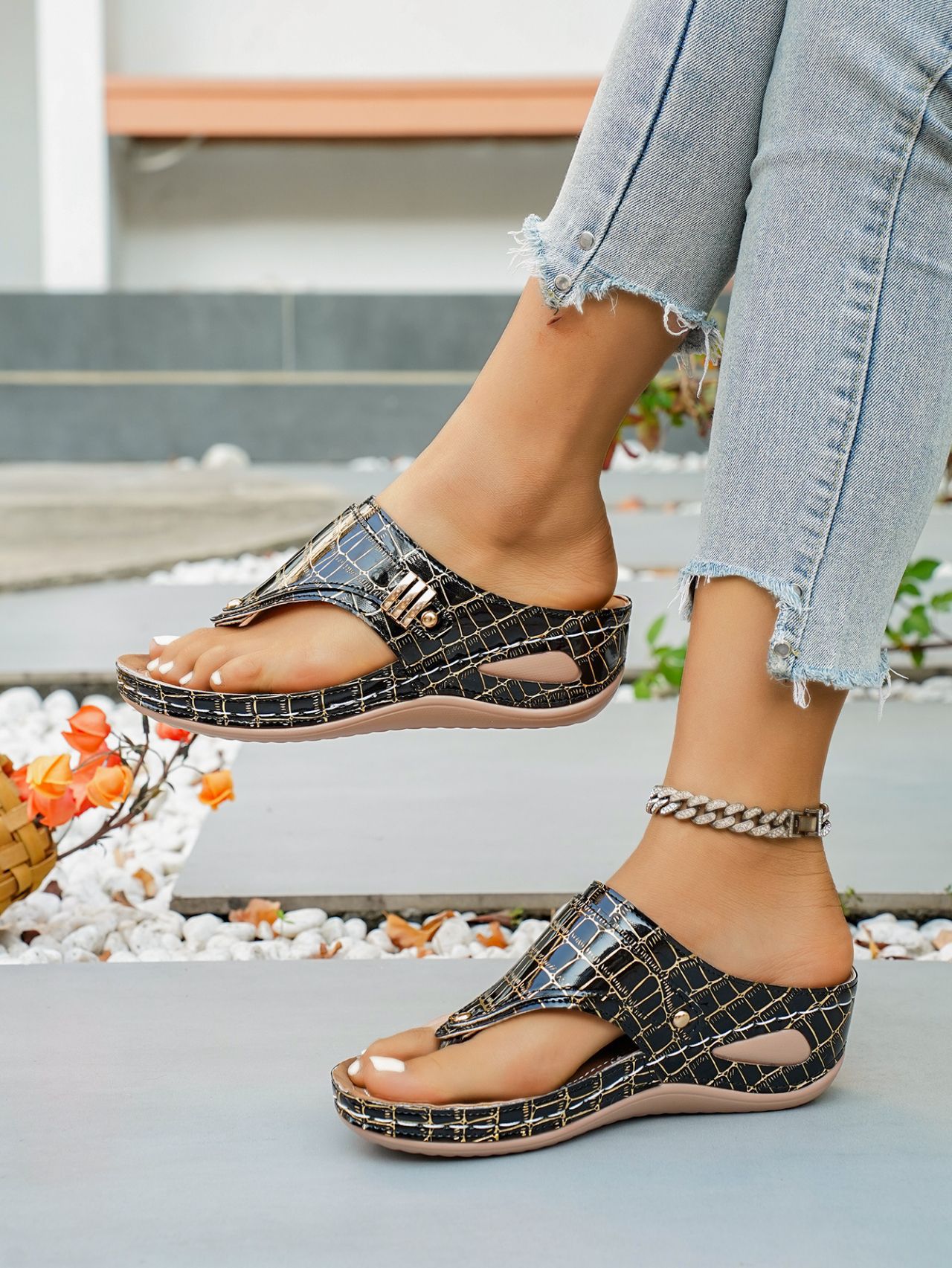 Sandales compensées grandes tailles pour femmes, tongs à semelles épaisses, style plage d'été_voghion.com