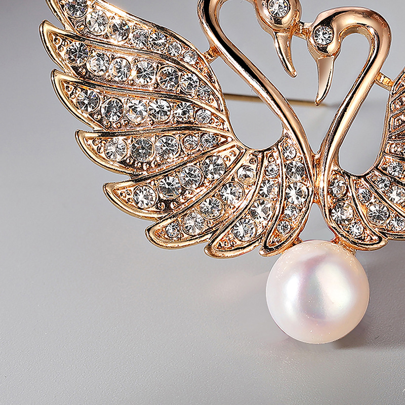 Brooch Natural Pearl Diamond Double Swan Alloy Corsage Boutique display picture 5