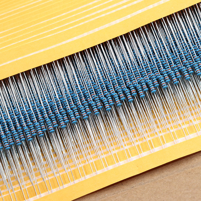 Factory Direct Sales 1/4W metal film resistance precision 1% five-color ring resistor 1R-1M European iron foot braid Factory Direct Sales 1/4W metal film resistance precision 1% five-color ring resistor 1R-1M European iron foot braid