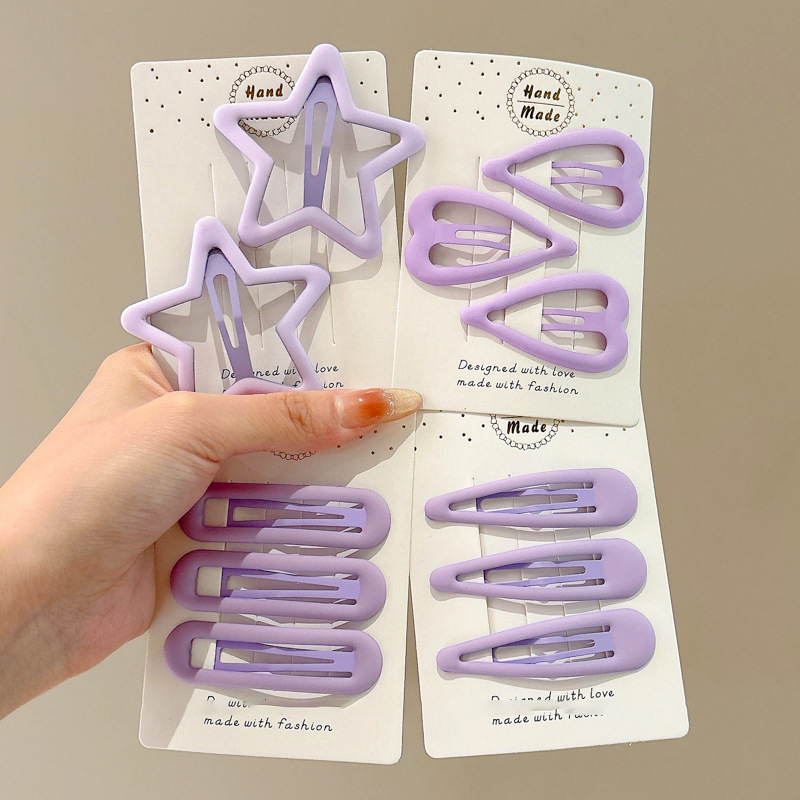 Children's purple hairgrip