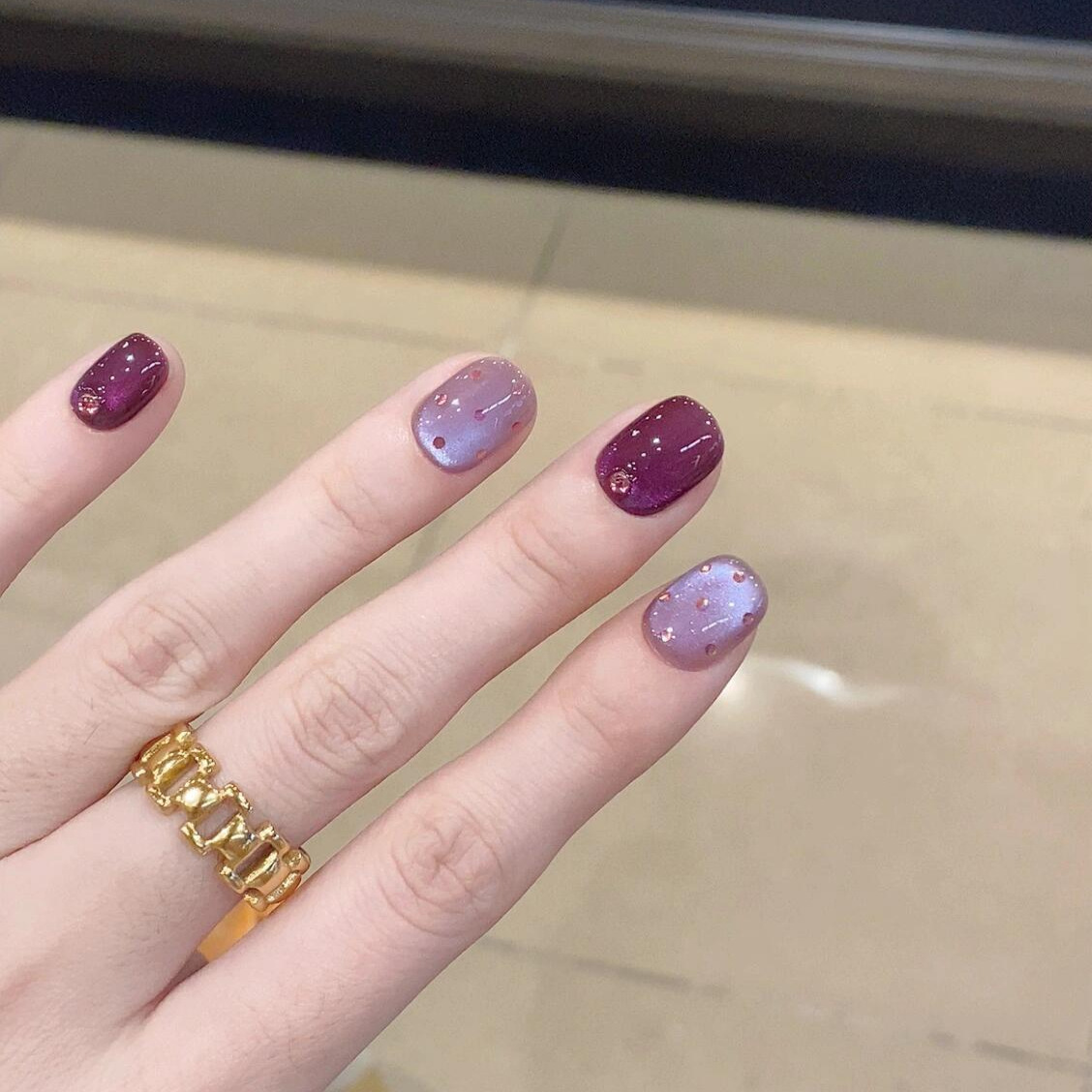 Elegant and Fair Purple Manicure Ins Style Cat Eye Handmade Wearable Nail Art Stickers False Nails 2