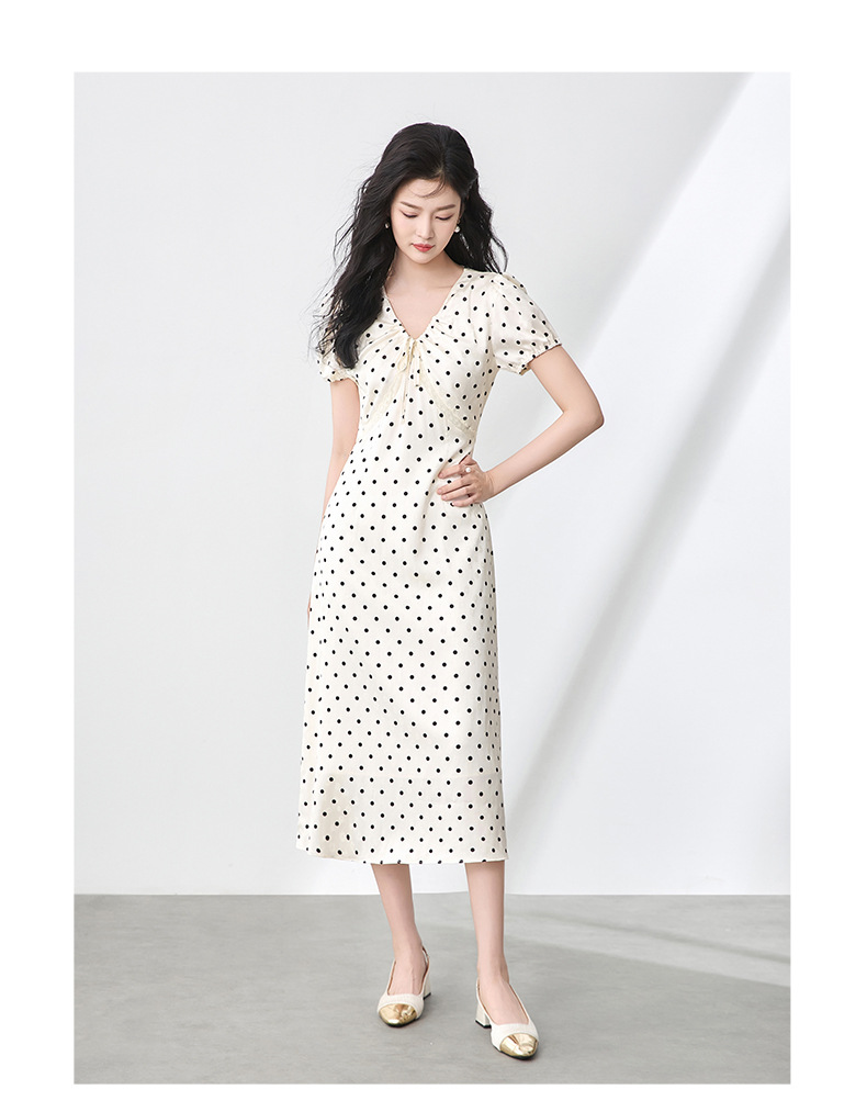 Váy maxi tay phồng chấm bi phong cách Pháp, chất liệu jacquard satin ren rủ — Màu mơ chi tiết 7