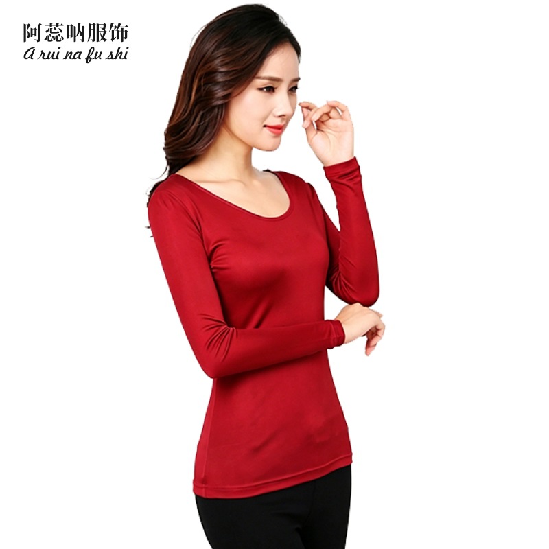 New style mulberry silk women's thermal underwear, autumn and winter base layer, solid color, round neck, comfortable, slim fit, and flattering top.