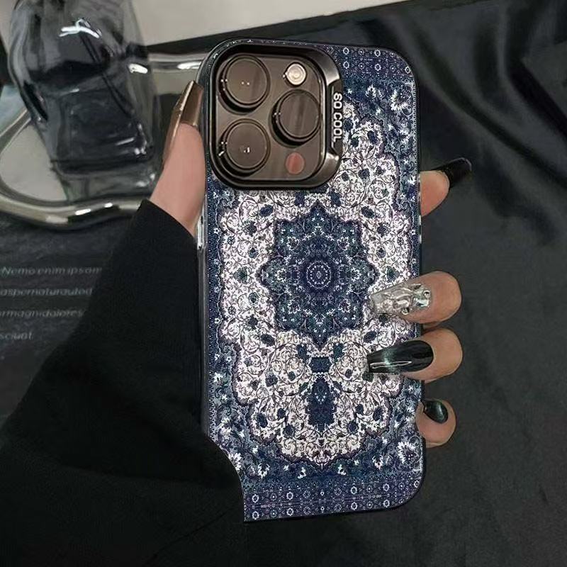 El nuevo patrón de tótem es adecuado para la carcasa del teléfono móvil iphone16 Apple 15promax/14 personalidad 13pro12 Europa y América