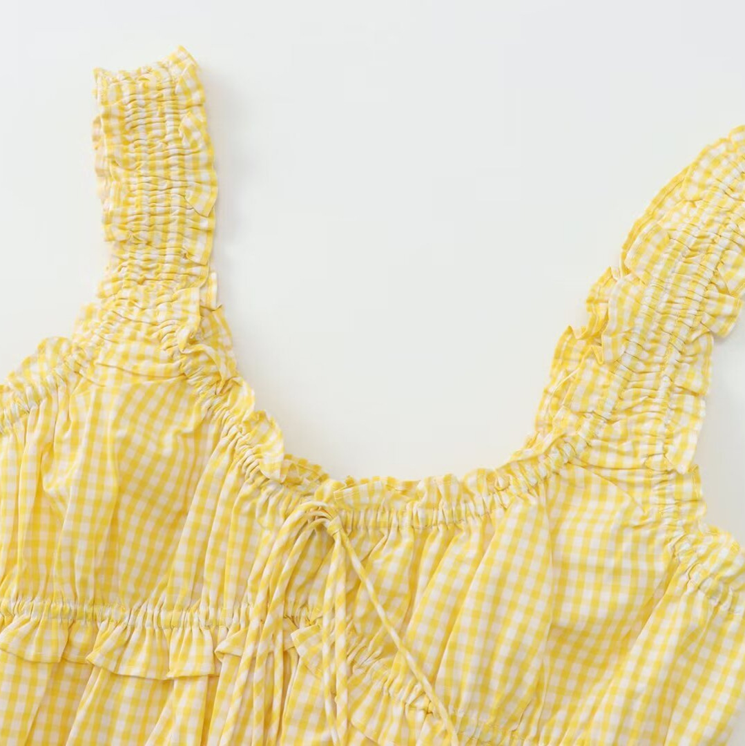 Lace Vest Image 2