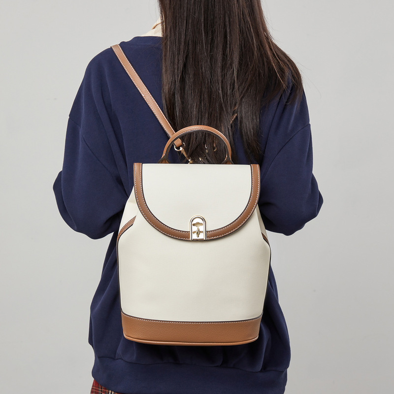 High-End Travel Backpack for Women, Casual Commuting 2026 New Fashion Backpack, Women's Designer Niche Small Bag High-End Travel Backpack for Women, Casual Commuting 2026 New Fashion Backpack, Women's Designer Niche Small Bag