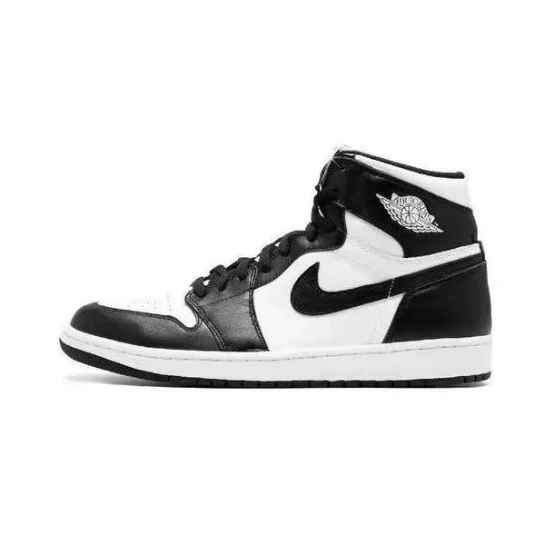 AJ1-Black and White
