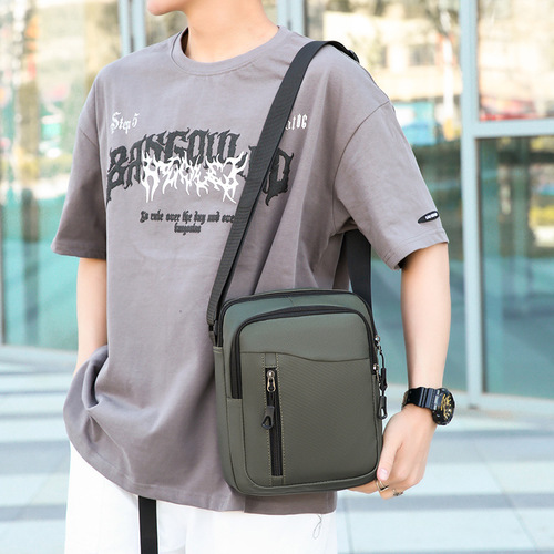 Simple men's shoulder bag, fashionable Oxford cloth crossbody shoulder bag, men's casual crossbody backpack, trendy mobile phone small square bag
