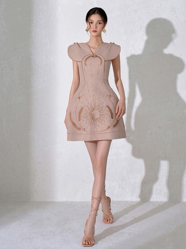 In-Stock Vietnamese Designer Autumn and Winter New Stylish Off-Shoulder Sexy Knit Base Dress 22276 In-Stock Vietnamese Designer Autumn and Winter New Stylish Off-Shoulder Sexy Knit Base Dress 22276