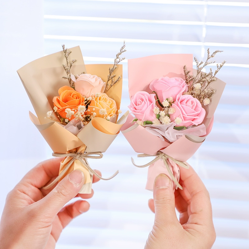 Мини-розы с цветами мыла небольшой букет мини-сушеных цветов