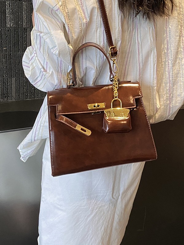 Bolso transfronterizo para mujeres 2026 nuevo bolso de mano de moda de comercio exterior Kylie bolsa de aire extranjero de transporte universal de hombro