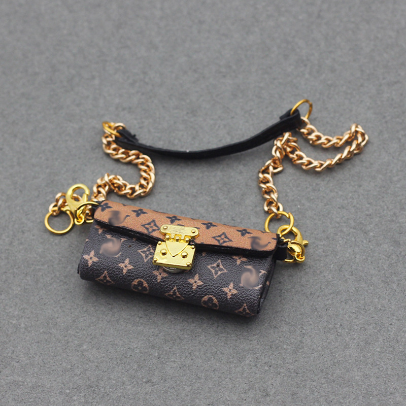 18CMベビーキャリーバッグは、17CMラブブ（Labubu）透明外出バッグ収納バッグペンダント、オールドフラワーバッグに適しています。