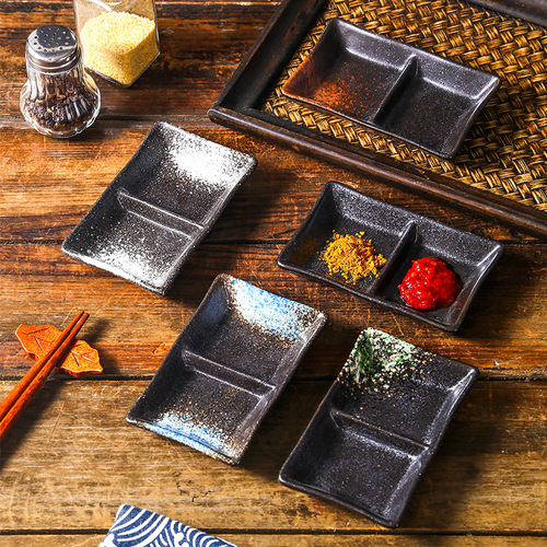Cross-border two-compartment dish ceramic soy sauce dish two-compartment dish Korean barbecue condiment dish hot pot compartment dipping dish wholesale