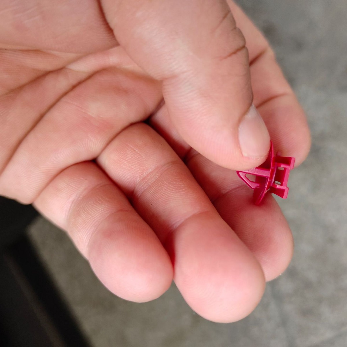 住友连接器线束专 用卡扣6810-1203