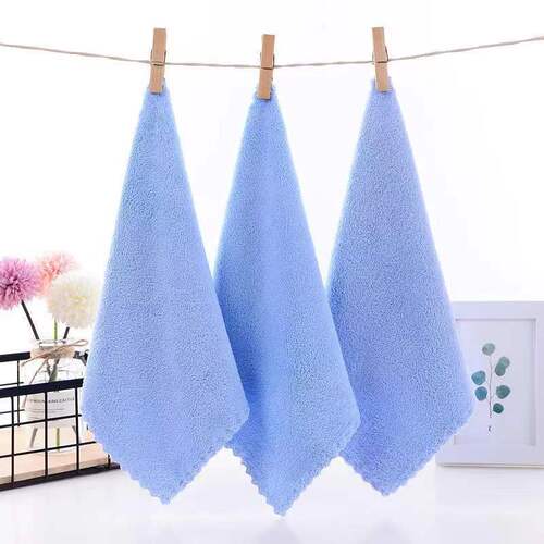 Wholesale Plain Color Square Scarf Kindergarten Face Wiping Hand Towel Children Absorbent Quick Dry Edge Embellishment Welfare Teddy Bear Gift