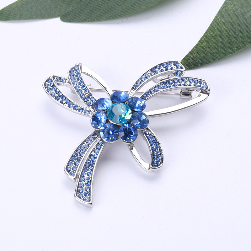 Elegant Glam Bow Knot Alloy Inlay Rhinestones Women's Brooches display picture 3