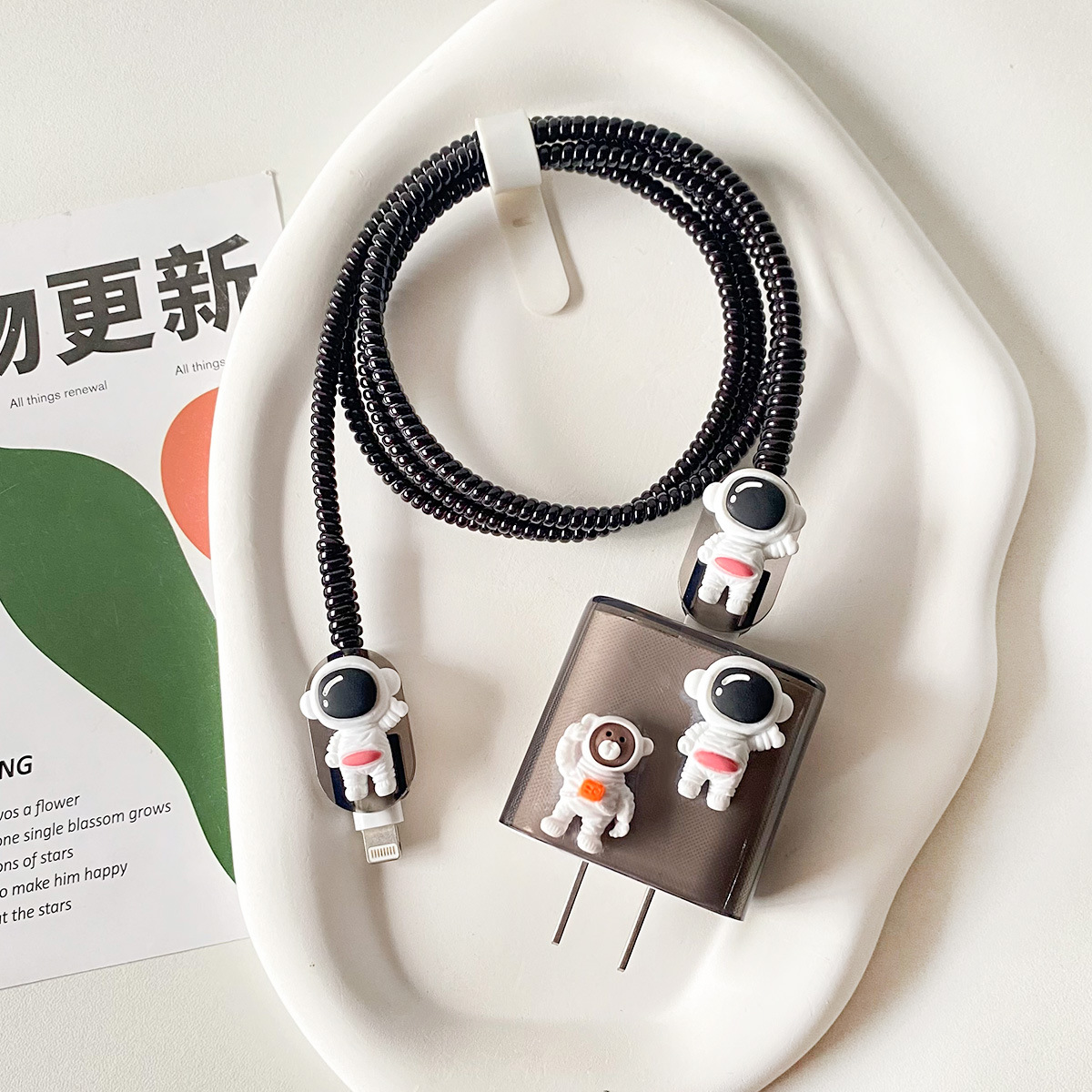 Aplicable a la cubierta protectora del cable de datos iPhone13/14/15 cubierta protectora estándar europea y americana de Apple 20W cargador