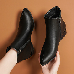 Fashion boots for women 2023 autumn and winter New British style short boots pointed toe chunky heel mid heel side zipper fashion Martin boots