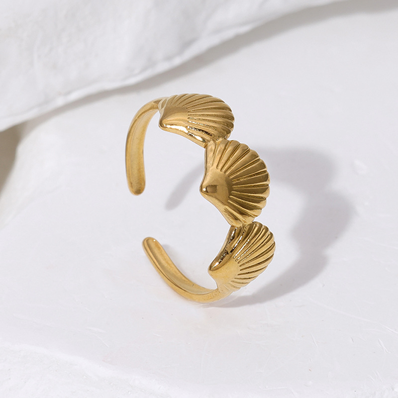 European and American ocean elements beach shell stainless steel ring does not fade high-end niche simple open ring for women