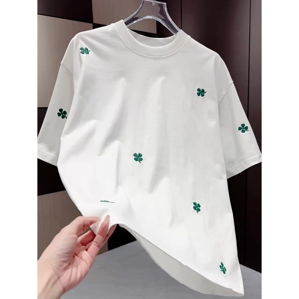 Four-Leaf Clover Embroidered Short-Sleeved T-Shirt for Men, Loose, Light, Luxurious, Fashionable, Versatile, Round-Neck, Breathable Top for Men, High-End and Breathable