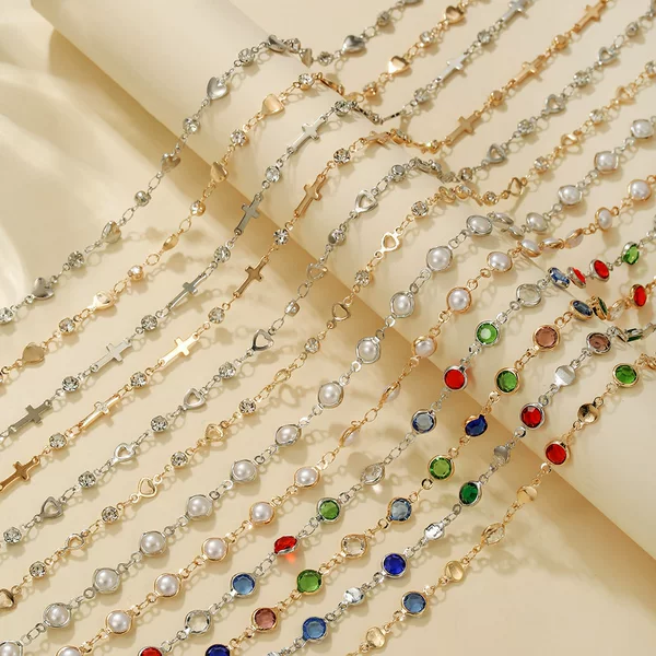 Hot-Selling in Europe and America, Simple and Versatile, Sexy Y-Shaped Multi-Layer Stackable Necklace Set for Women