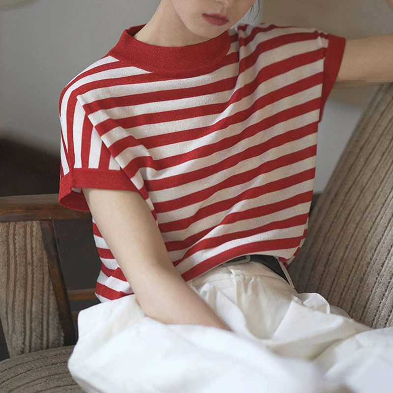 2023 летняя новая трикотажная футболка с короткими рукавами во французском стиле Ice Cool Silk в красно-белую полоску, женский топ с тонким контрастным цветом