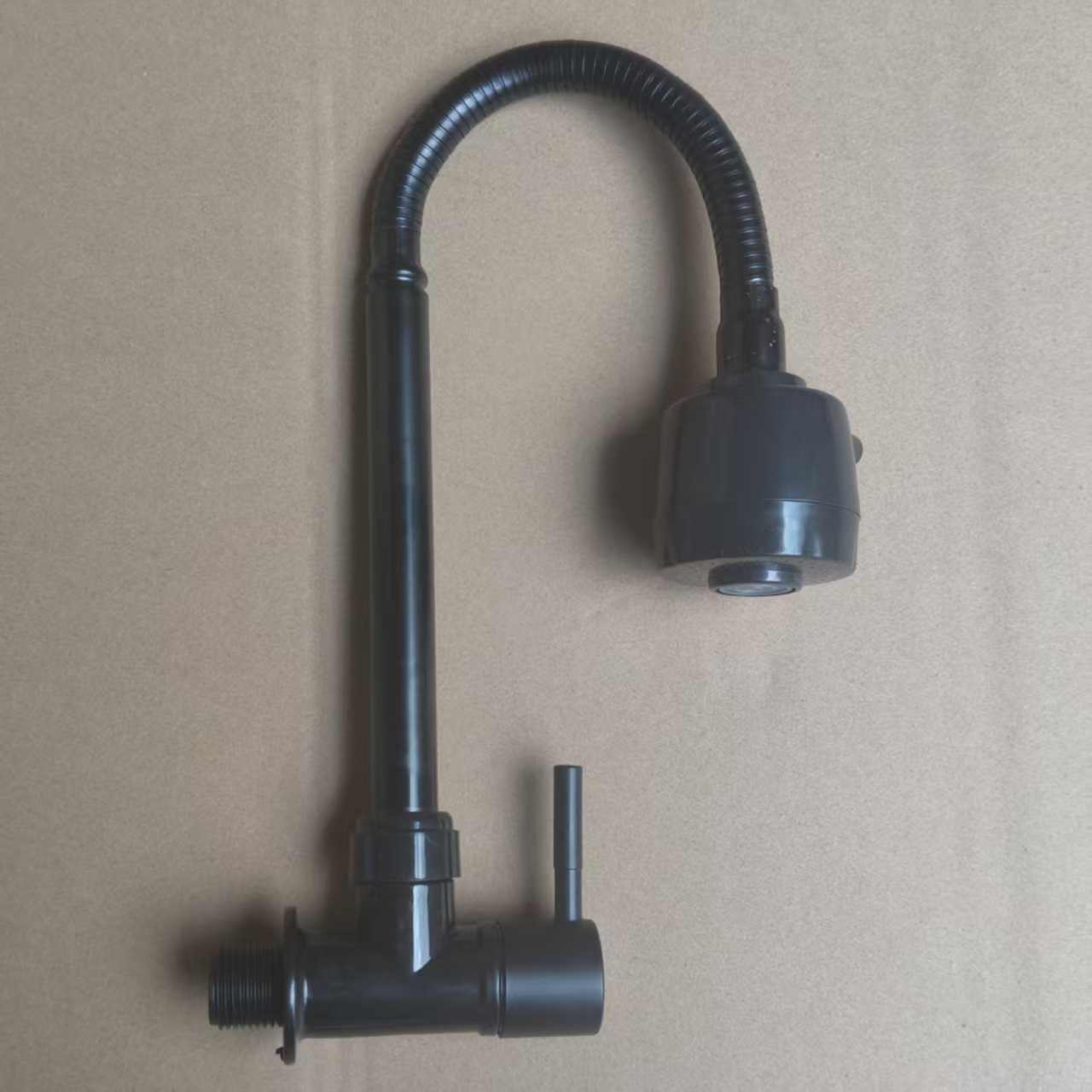 Estilo horizontal negro