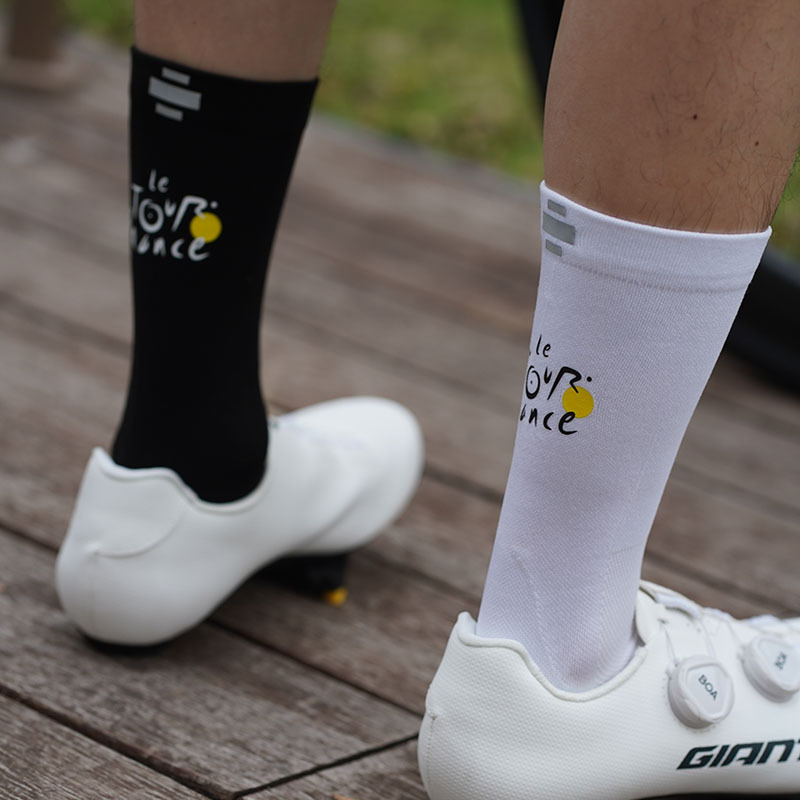 Cycling Socks Breathable Moisture Wicking Compression Sports Gear_voghion.com