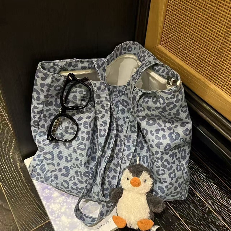 2025 Summer New Casual Retro Fashionable Leopard Print Shoulder Bag Casual Handbag Bag Large Capacity Tote Bag