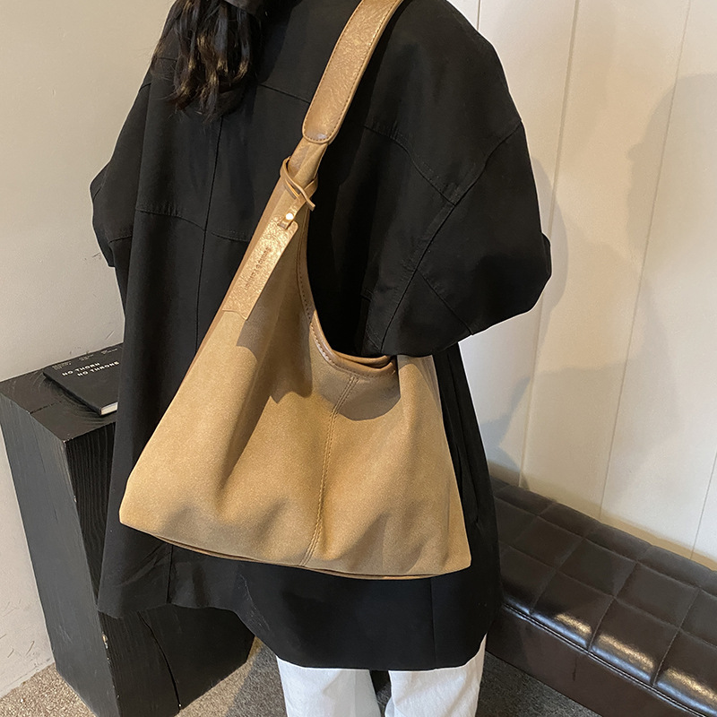 麂皮绒包包女大容量2025新款秋冬休闲单肩腋下包高级感通勤托特包|undefined