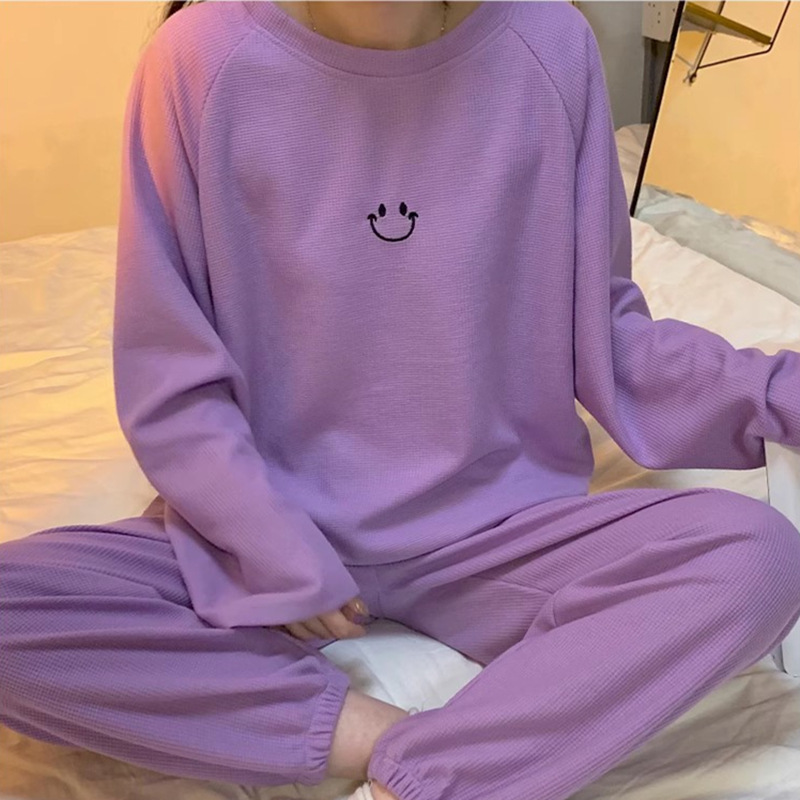 源工場2024新型パジャマ女性長袖薄手ネットレッドins風新型カジュアル快適家庭服カバー