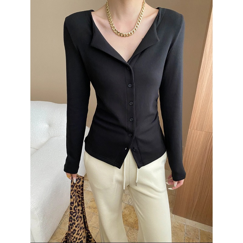司南 掐腰纸片人 小众时髦V领单排扣正肩修身长袖打底衫 SN8240