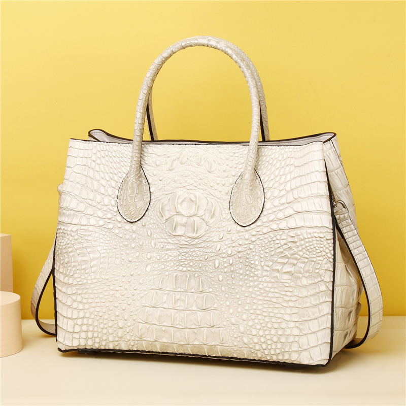 New Genuine Leather Women's Handbag Large Capacity Crocodile Embossed Garden Bag Banquet Bag Fashion Business Trendy Messenger Bag