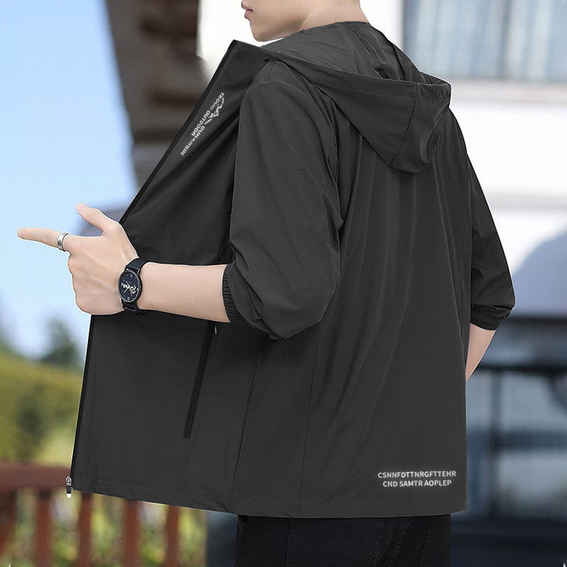 2024 Primavera y otoño Seda de hielo con capucha Ropa de protección solar para hombres Abrigo fino de verano Moda Ropa de protección solar fina de todo fósforo Ropa de piel