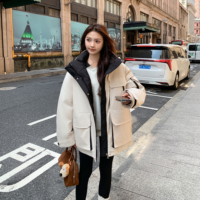 Pie corto para superar la ropa de algodón para mujeres 2025 invierno nuevo estilo coreano ropa de algodón plumón casual ropa de mujer chaqueta de algodón cálida abrigo