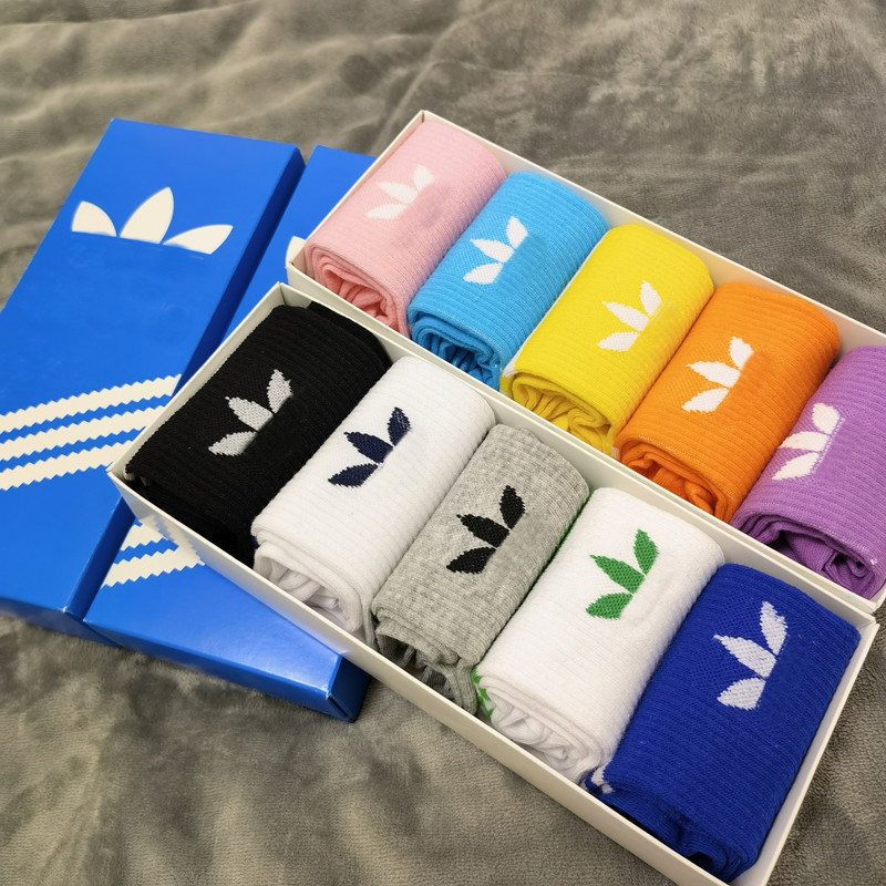 Gift Box Clover Adi socks Women's Mid-length cotton men's socks high-top couple's three bars one-piece delivery