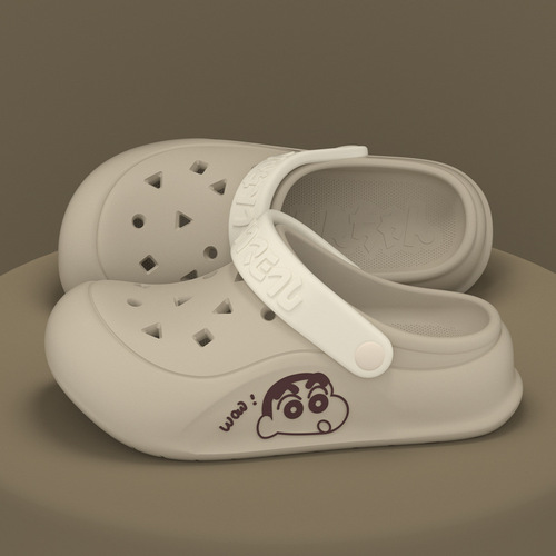 Crayon Shin-chan Women's Summer Outer Wear Thick Sole Pressure Sensitive Cute Non-Slip Versatile Beach Sandals