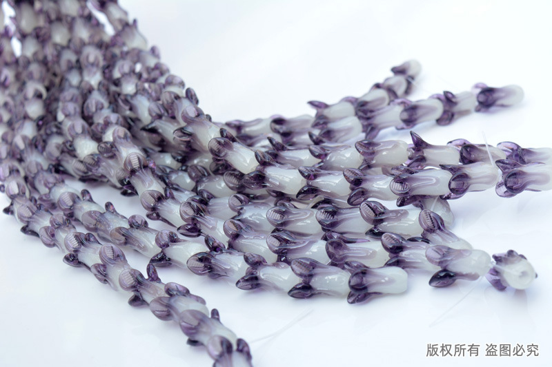 Cabbage beads violet.JPG